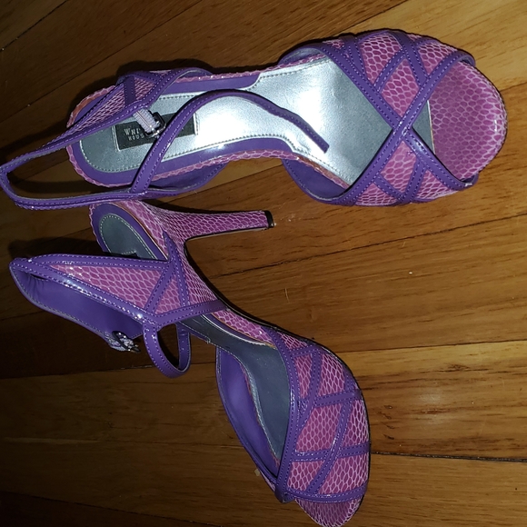 Purple White House Black Market heels - Picture 2 of 5